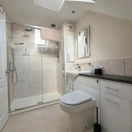 Bright & Spacious Ferienhaus *